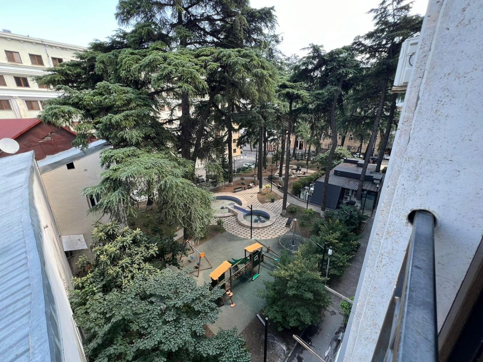 Cozy Apartment In The City Center Mtatsminda Tbilisi Exterior foto
